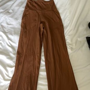 Lululemon pants